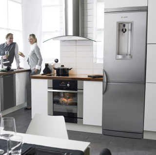Illustration for article titled Asko's Home Pub Fridge is a Fridge for Real Men